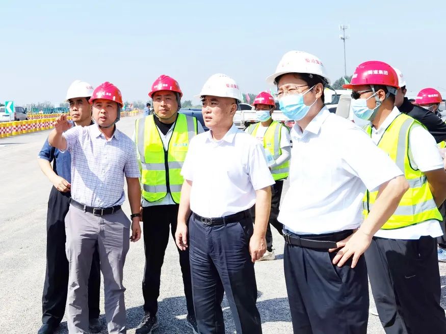 河北省交通運輸廳黨組成員、副廳長侯智敏深入石家莊東站、南站改建工程項目檢查指導(dǎo)工作
